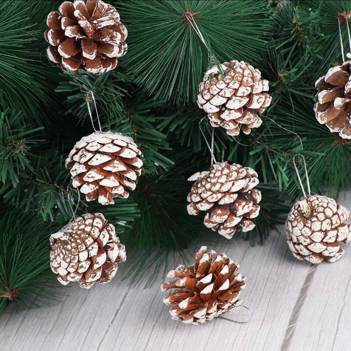 Christmas Decotion Pineapple Shaped Decoration Pieces - Set of 6